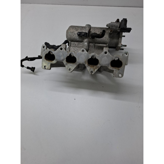 Galerie de admisie HYUNDAI GETZ TB 2002 - 2010