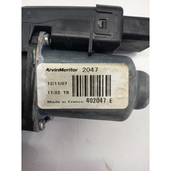 Motoras geam dreapta fata RENAULT SCENIC II JM0/1_ 2003 -> 440726j4