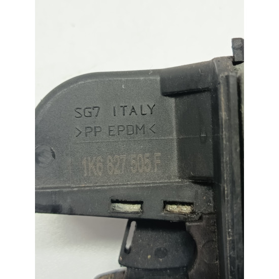 Broasca hayon/portbagaj VOLKSWAGEN PASSAT Variant 3C5 2005 - 2011 1k6827505f