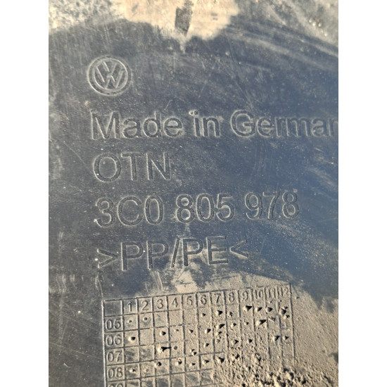 Carenaj roata fata dreapta fata VOLKSWAGEN PASSAT Variant 3C5 2005 - 2011 3c0805978