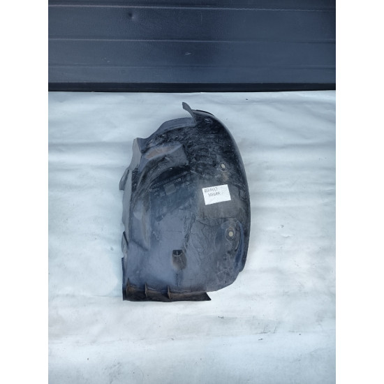 Carenaj roata fata dreapta fata RENAULT MEGANE II BM0/1_, CM0/1_ 2001 - 2012 8200073429