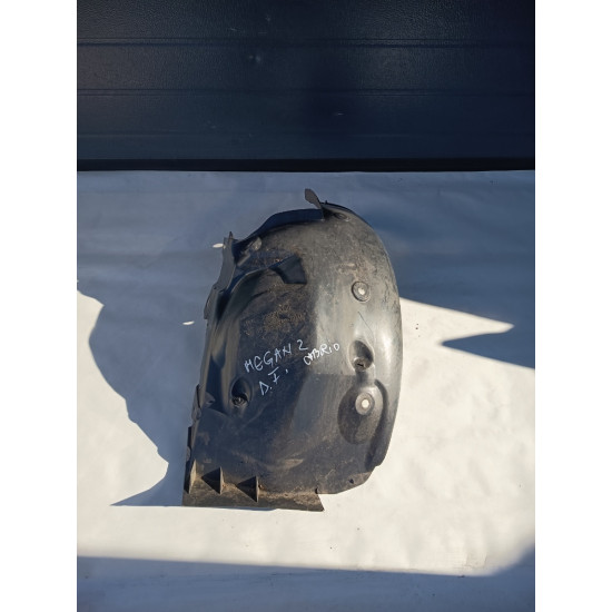 Carenaj roata fata dreapta fata RENAULT MEGANE II BM0/1_, CM0/1_ 2001 - 2012 8200073429
