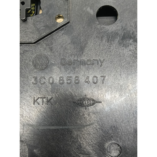 Sertar panou de bord VOLKSWAGEN PASSAT Variant 3C5 2005 - 2011 3c0858407