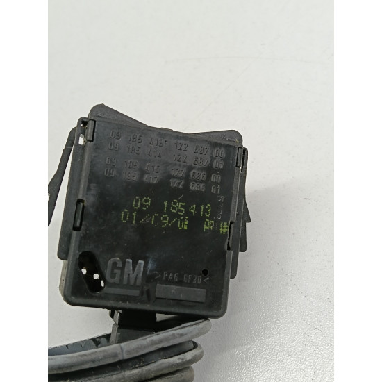 Maneta indicatoare de semnalizare OPEL CORSA C F08, F68, X01 2000 - 2009 12268700