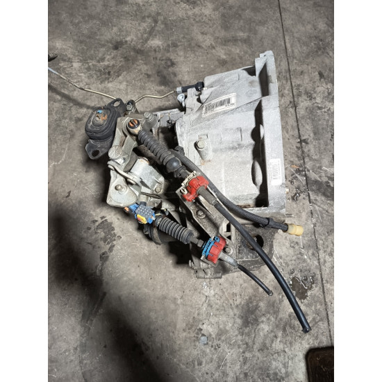 Cutie de viteze RENAULT MEGANE II BM0/1_, CM0/1_ 2001 - 2012 1.9 dCi F9Q 8.. 8200370824