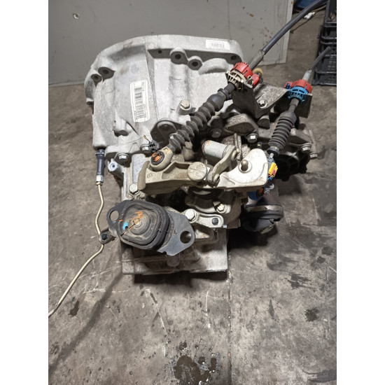 Cutie de viteze RENAULT MEGANE II BM0/1_, CM0/1_ 2001 - 2012 1.9 dCi F9Q 8.. 8200370824