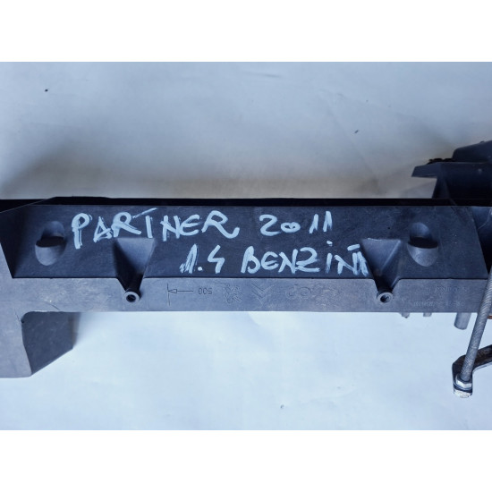 Traversa bara fata PEUGEOT PARTNER Box 2008 ->