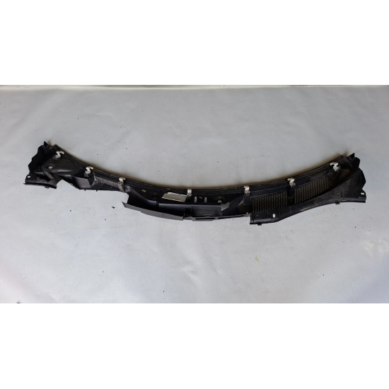 Grila stergatoare parbriz RENAULT SCENIC II JM0/1_ 2003 -> 8200136789