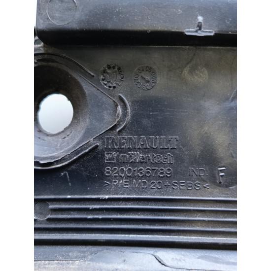 Grila stergatoare parbriz RENAULT SCENIC II JM0/1_ 2003 -> 8200136789