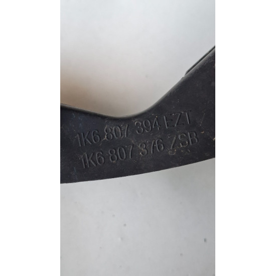 Suport bara spate dreapta spate VOLKSWAGEN GOLF V 1K1 2003 - 2009 1k6807394
