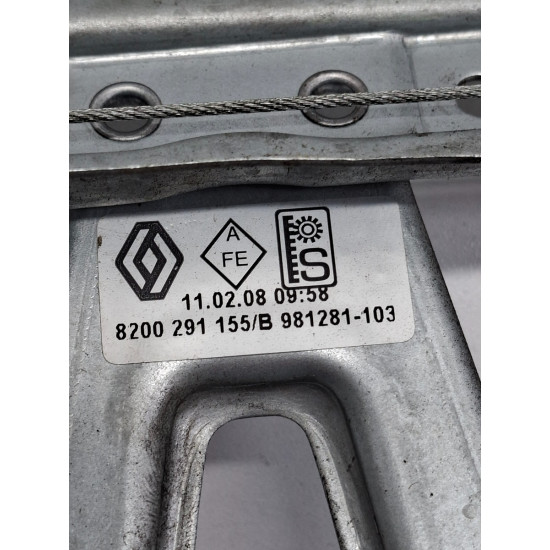 Macara Geam dreapta spate RENAULT CLIO III BR0/1, CR0/1 2005 -> 8200291155