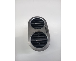 Grila de ventilatie laterala panou de bord stanga VOLKSWAGEN TIGUAN 5N_ 2007 -> 5m0819709