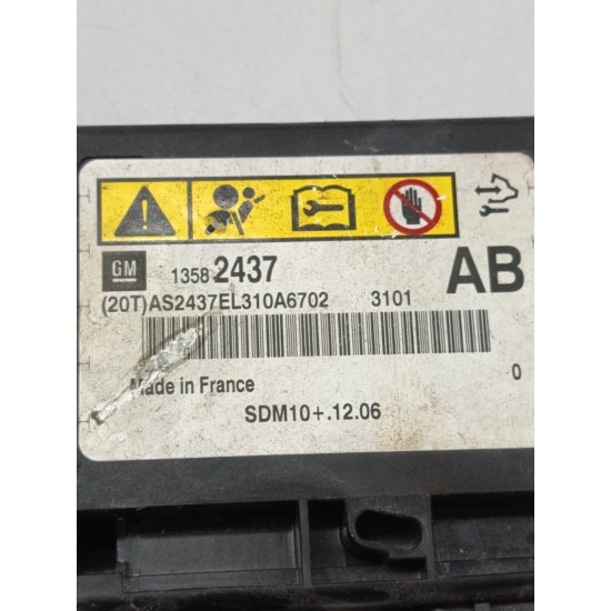 Modul/unitate de control airbaguri OPEL ASTRA J P10 2009 - 2015 13582437