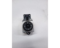 Buton reglaj oglinda laterala HYUNDAI i30 CW GD 2012 -> 39y4811110