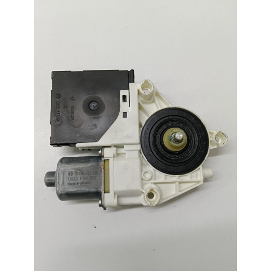 Motoras geam dreapta fata VOLKSWAGEN GOLF V 1K1 2003 - 2009 1k5837402an