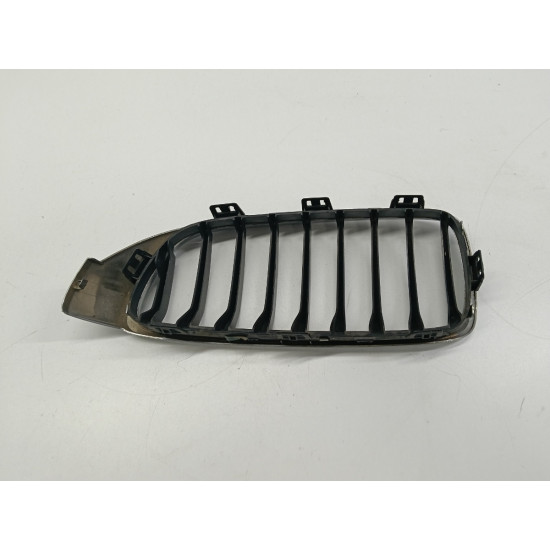 Grila superioara radiator bara de protectie fata dreapta BMW 4 Gran Coupe F36 2014 -> 51712336813