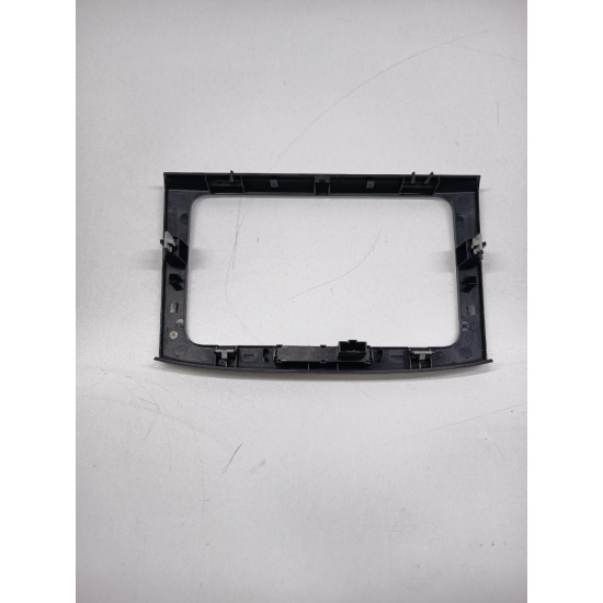 Ornamente sistem infotainment radio/GPS VOLKSWAGEN PASSAT Variant 3C5 2005 - 2011 3c0858069m