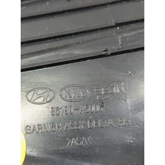 Ornament capat aripa dreapta HYUNDAI i30 CW GD 2012 -> 86190a5000
