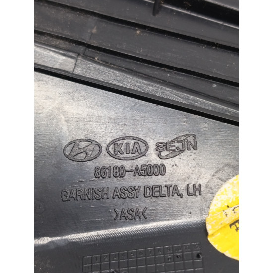 Ornament capat aripa stanga HYUNDAI i30 CW GD 2012 -> 86180a5000