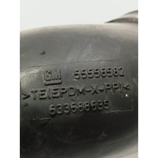 Furtun/conducta de aerisire OPEL ASTRA H L48, A04 2004 - 2014 633688635