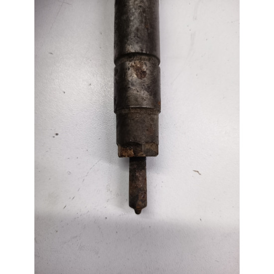 Injector MERCEDES-BENZ SPRINTER 2-t Bus 901, 902 1995 - 2006 2.7 216 CDI OM 612.981 a6120700087
