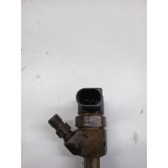 Injector MERCEDES-BENZ C-CLASS II W203 2000 - 2007 2.2 C 200 CDI OM 611.962 a6110701687