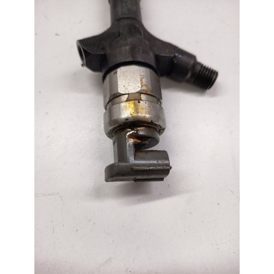 Injector TOYOTA AVENSIS Estate _T25_ 2003 - 2008 2.0 D-4D 1CD-FTV 236700g010