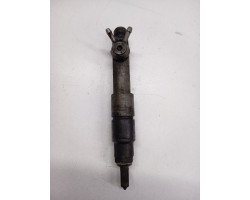 Injector VOLKSWAGEN TRANSPORTER IV Box 70XA 1990 - 2003 2.5 TDI ACV, AUF, AYC 074130201c