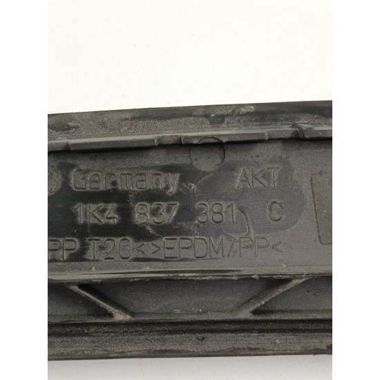 Masca usa fata VOLKSWAGEN GOLF V 1K1 2003 - 2009 1k4837381c