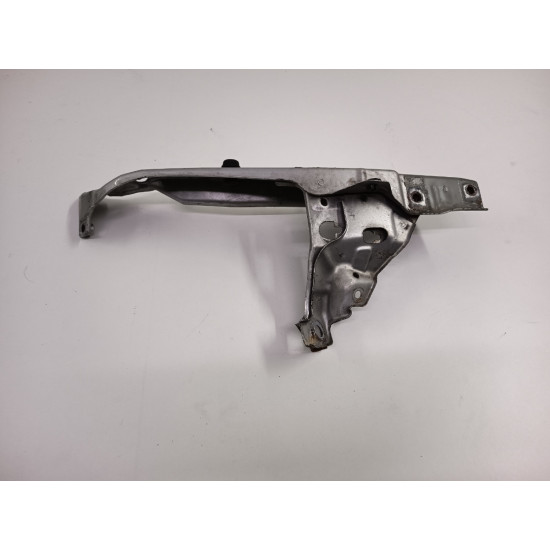 Suport de montare faruri dreapta OPEL ASTRA H L48, A04 2004 - 2014 13110788
