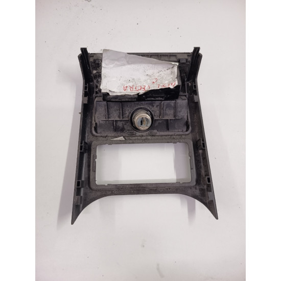 Ornament bricheta spate OPEL VECTRA C Estate Z02 2003 - 2009 13110430