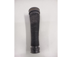 Furtun admisie aer OPEL CORSA C Box F08, W5L, X01 2000 - 2012 93319134