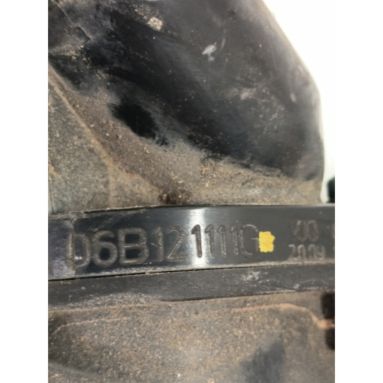 Carcasa termostat AUDI A4 III 8EC, B7 2004 - 2008 2.0 ALT 06b121111g