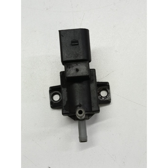 Supapa vacuum VOLKSWAGEN PASSAT Variant 3C5 2005 - 2011 06f906283f