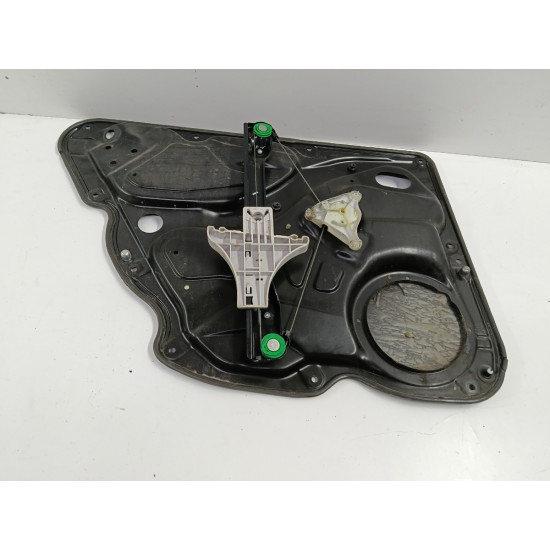 Macara Geam dreapta spate VOLKSWAGEN PASSAT Variant 3C5 2005 - 2011 3c4839756h