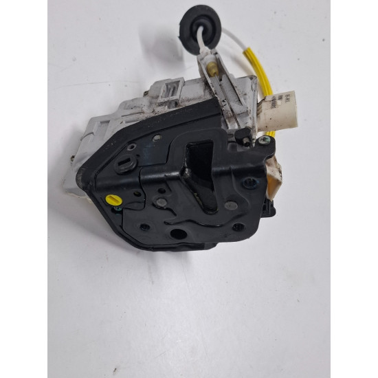 Broasca usa stanga spate AUDI A4 II 8E2, B6 2000 - 2005