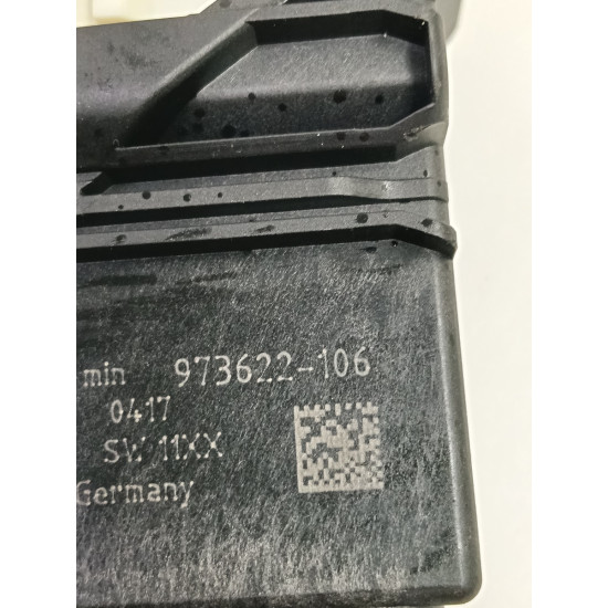 Motoras geam dreapta spate VOLKSWAGEN GOLF V 1K1 2003 - 2009 1k0959704p