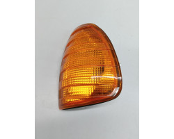 Lampa de semnalizare fata stanga fata MERCEDES-BENZ KOMBI T-Model S123 1977 - 1986 1611071