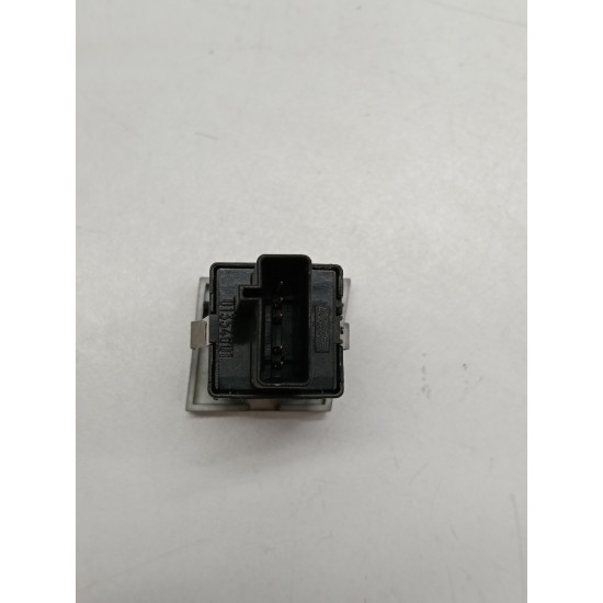 Comutator senzor de parcare (PDC) OPEL VECTRA C Estate Z02 2003 - 2009 13138264