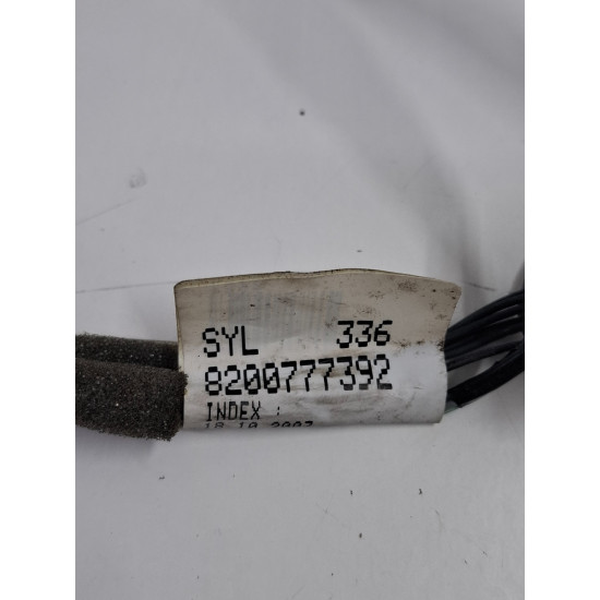 Cablaj portiera spate stanga spate RENAULT SCENIC II JM0/1_ 2003 -> 8200777392