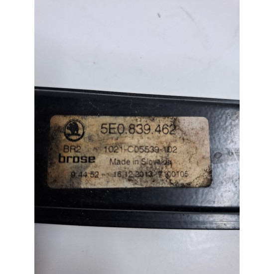 Macara Geam dreapta spate SKODA OCTAVIA III 5E3, NL3, NR3 2012 -> 5e0839462