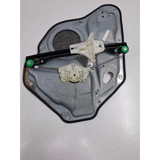 Macara Geam dreapta spate VOLKSWAGEN GOLF V 1K1 2003 - 2009 1k9839756a