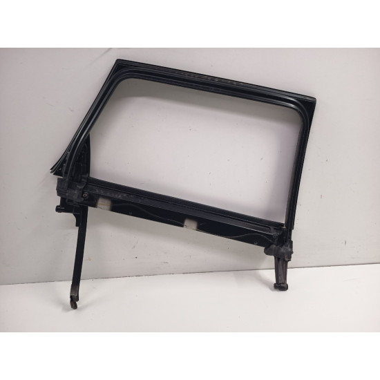 Cadru geam portiera spate stanga spate AUDI A3 II 8P1 2003 - 2013