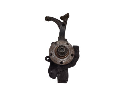 Fuzeta butuc roata fata dreapta fata AUDI A6 II 4B2, 4B4, C5 1997 - 2005 8d0407258ae