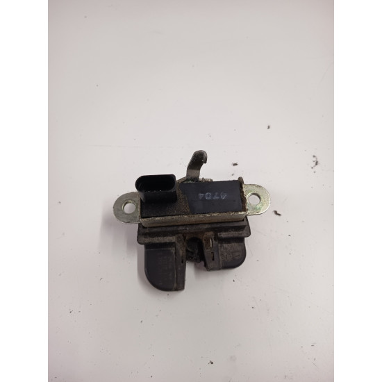Broasca hayon/portbagaj spate SEAT ALTEA 5P1 2004 -> 5P0827505b