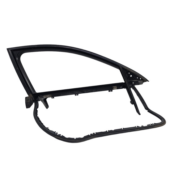 Cadru geam portiera fata dreapta fata AUDI A6 III Avant 4F5, C6 2005 - 2011 4f0837630