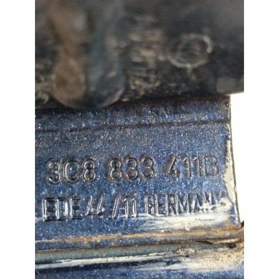 Balama portieră spate jos VOLKSWAGEN PASSAT VARIANT B7 2011 2.0 BlueTDI 103KW|140HP 2011