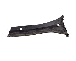 Grila stergator parbriz stanga MAZDA 3 BK 2003 - 2009 1.6 DI Turbo Y601