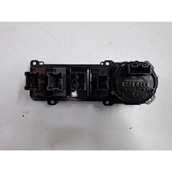 Comutator tractiune NISSAN PATHFINDER III R51 2005 -> 2.5 dCi 4WD YD25DDTi