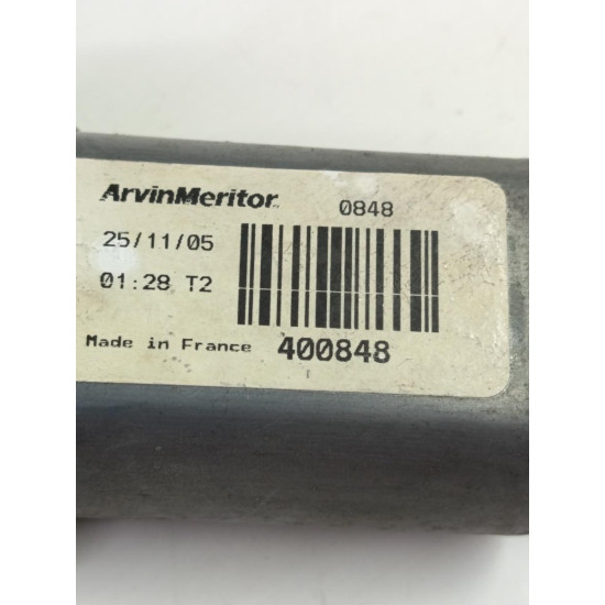 Motoras geam dreapta fata NISSAN PATHFINDER III R51 2005 -> 2.5 dCi 4WD YD25DDTi 400848